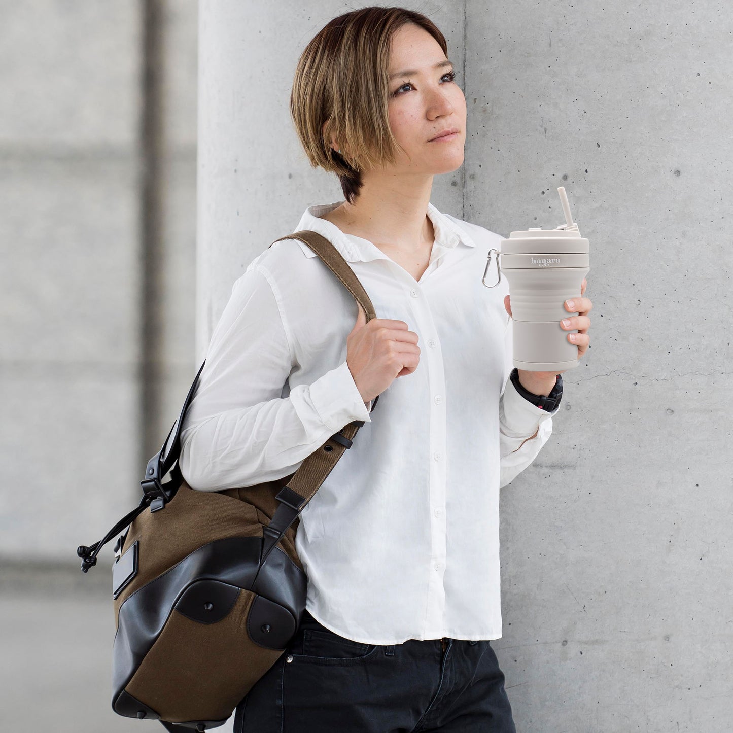 Pink Collapsible Coffee Cups With Reusable Silicone Straw, 18 Oz / 550 Ml