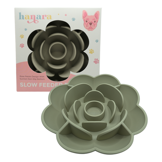 Rose-Shaped Silicone Pet Slow Feeder Bowl ๐น Sage Green